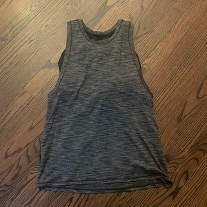 Lululemon workout tank